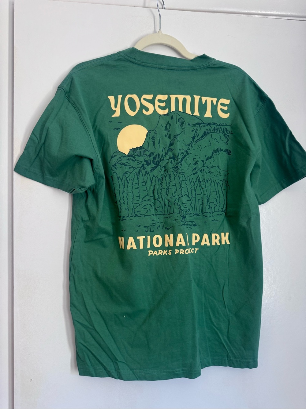 Project Yosemite National Park T Shirt Green Graphic Tee Size Medium-Unisex